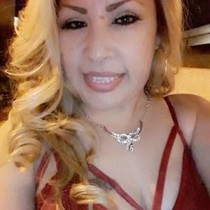 Meet your Posher, Liz